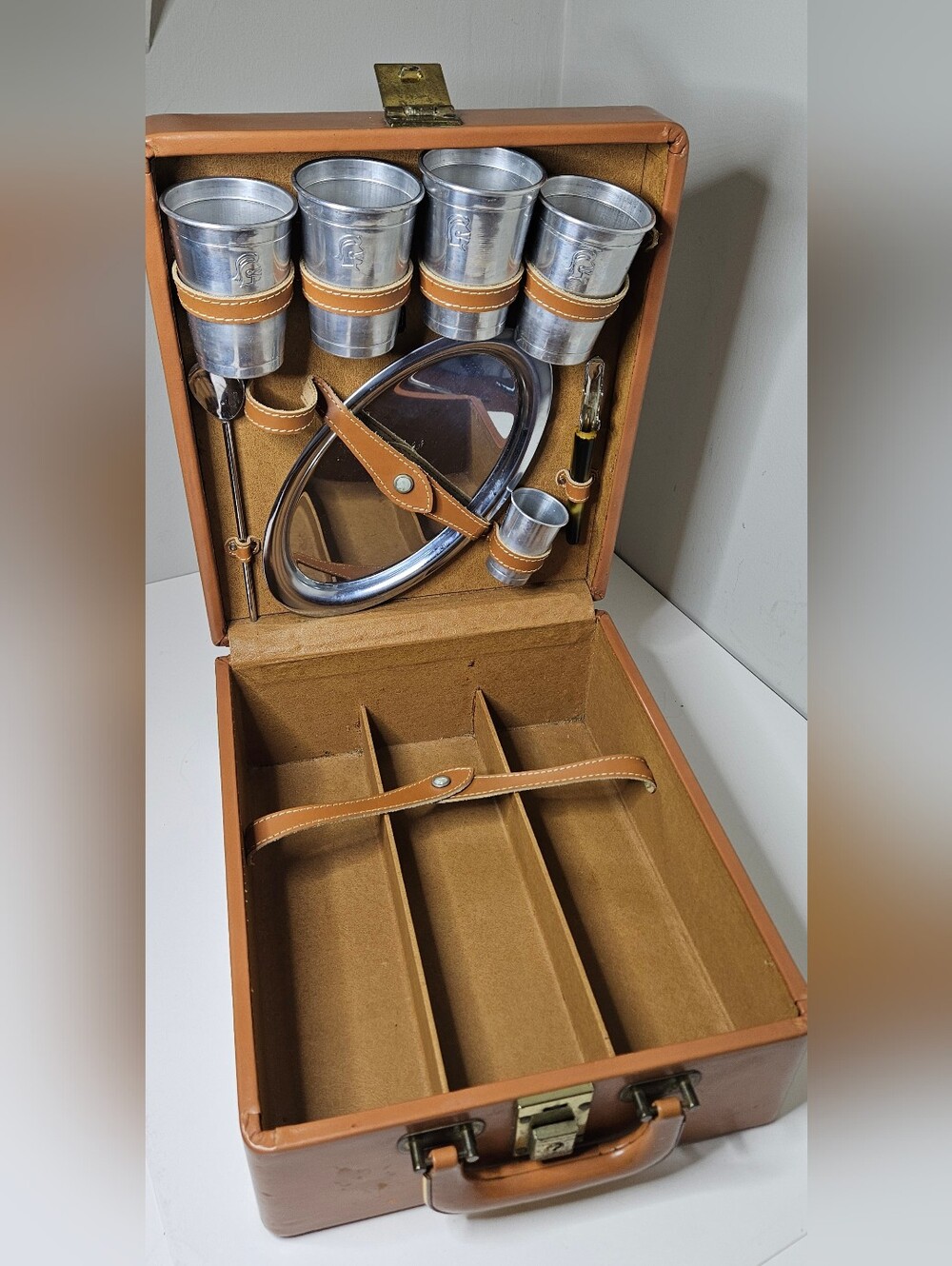 Ever-Wear "Trav-L-Bar" Portable Cocktail Kit Leather Case  Mad Men Vintage 70s